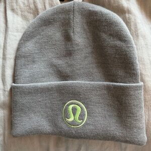 NWT Lululemon Warm Revelation Beanie